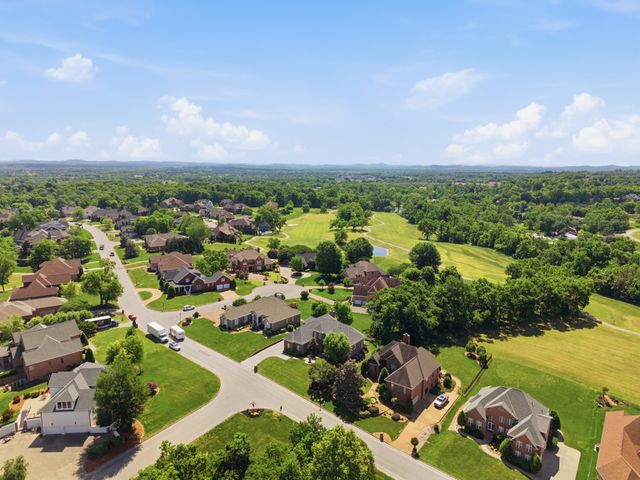 425 Ridgecrest Ln, Lebanon, TN 37087