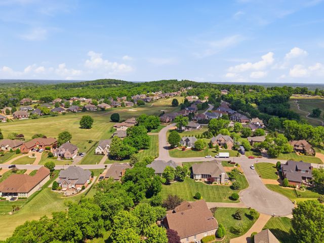 425 Ridgecrest Ln, Lebanon, TN 37087