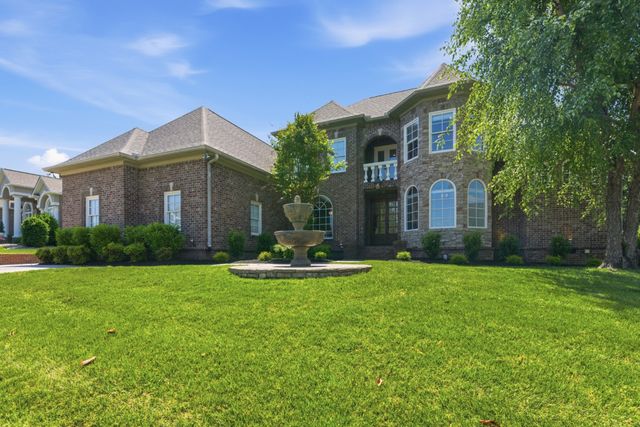 425 Ridgecrest Ln, Lebanon, TN 37087