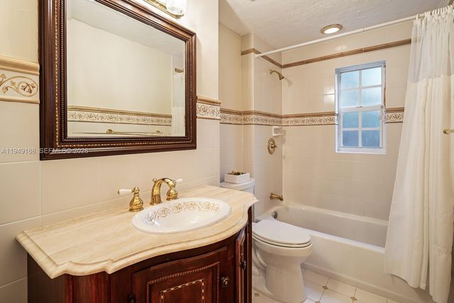 1315 Granada Blvd, Coral Gables, FL 33134