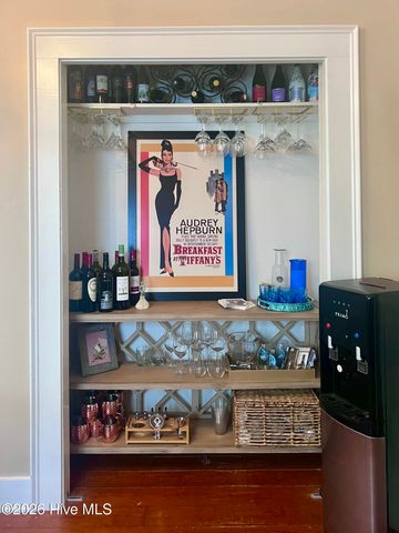 219 Pollock Street, New Bern, NC 28560