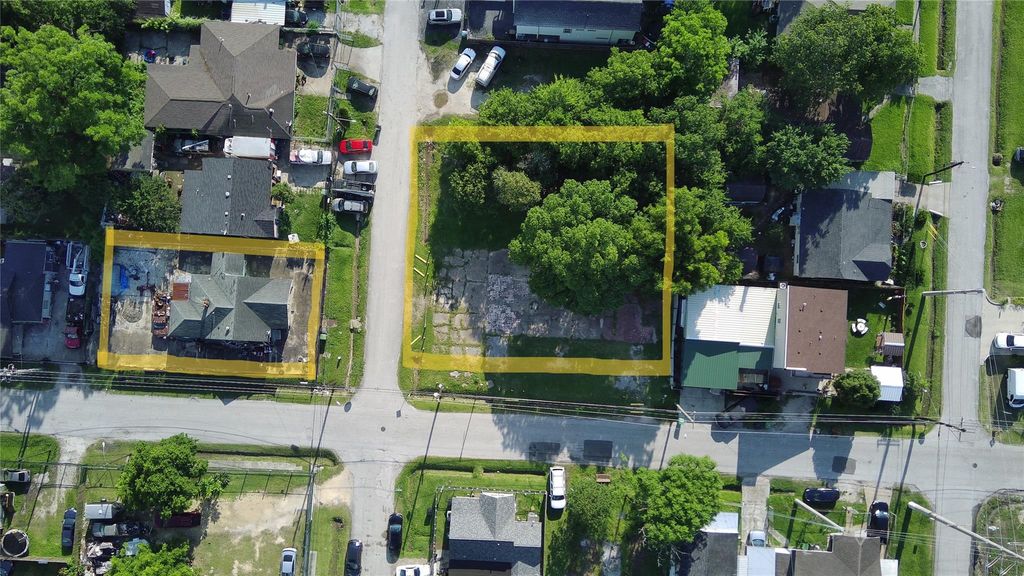1310 Roosevelt Street, Houston, TX 77012