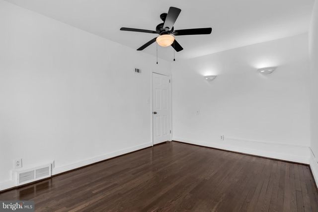 1525 OATES ST NE, Washington, DC 20002