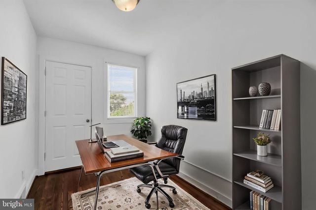 1525 OATES ST NE, Washington, DC 20002