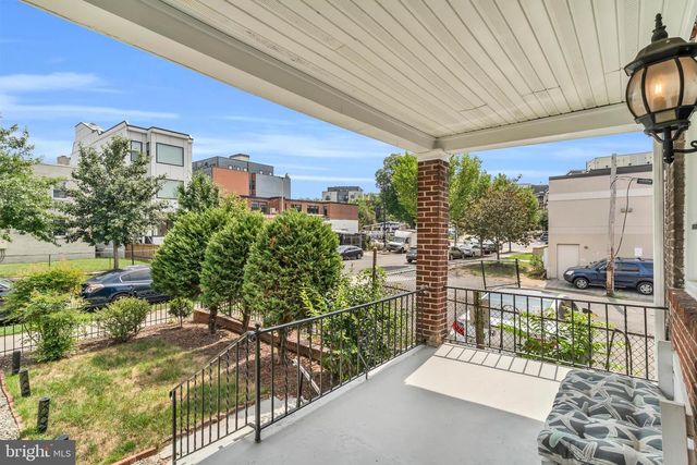 1525 OATES ST NE, Washington, DC 20002