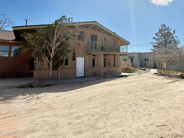 925 Vinton Avenue, Canutillo, TX 79835