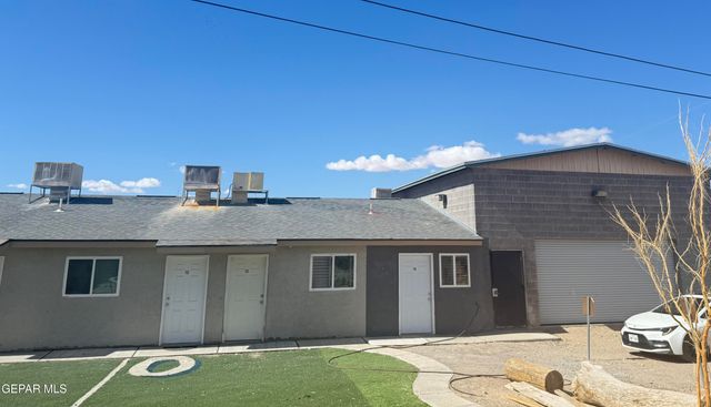 925 Vinton Avenue, Canutillo, TX 79835