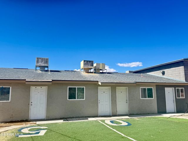 925 Vinton Avenue, Canutillo, TX 79835