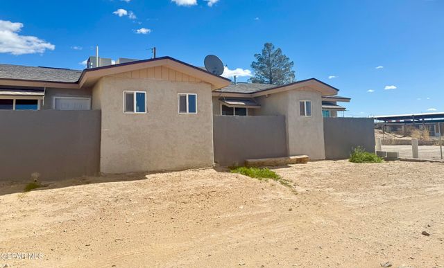 925 Vinton Avenue, Canutillo, TX 79835