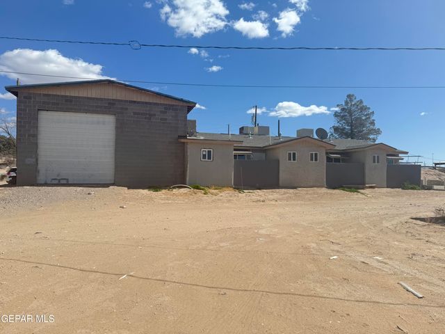 925 Vinton Avenue, Canutillo, TX 79835