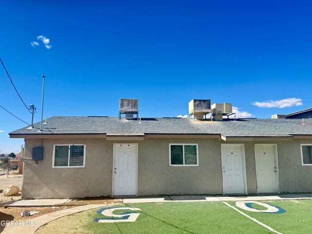 925 Vinton Avenue, Canutillo, TX 79835