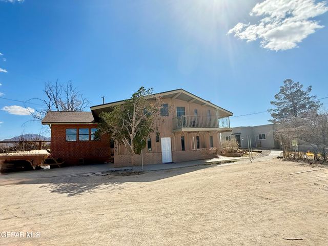 925 Vinton Avenue, Canutillo, TX 79835