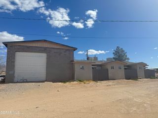 925 Vinton Avenue, Canutillo, TX 79835