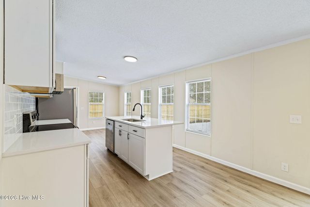 416 Lea Drive, Hampstead, NC 28443