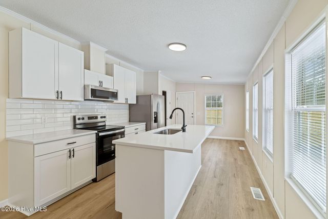 416 Lea Drive, Hampstead, NC 28443