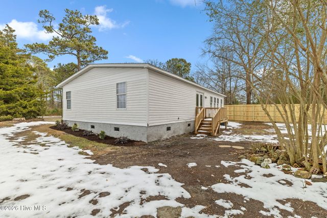 416 Lea Drive, Hampstead, NC 28443