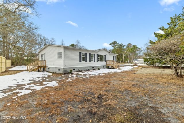 416 Lea Drive, Hampstead, NC 28443
