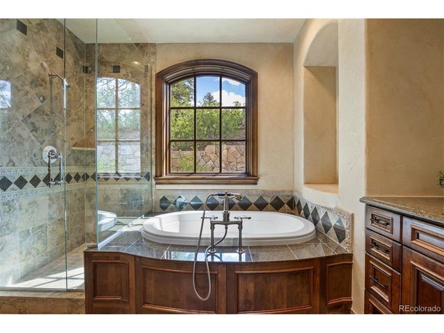 1033 Anaconda Dr, Castle Rock, CO 80108