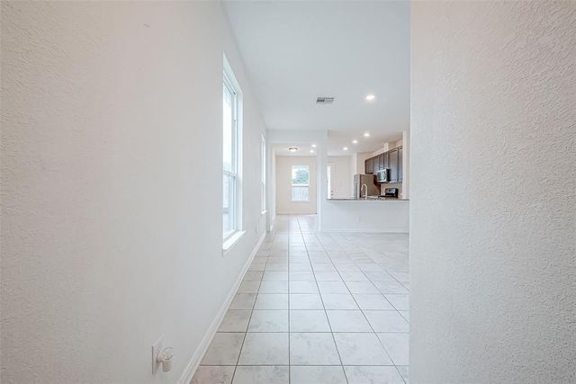 6031 Diamond Sky Lane, Houston, TX 77048