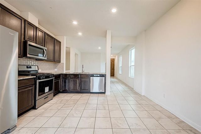 6031 Diamond Sky Lane, Houston, TX 77048