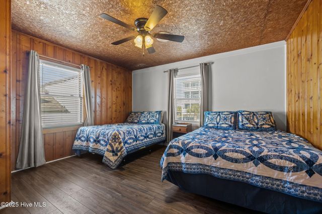 303 E Atlantic Boulevard, Atlantic Beach, NC 28512