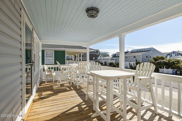 303 E Atlantic Boulevard, Atlantic Beach, NC 28512