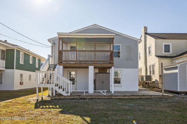 303 E Atlantic Boulevard, Atlantic Beach, NC 28512