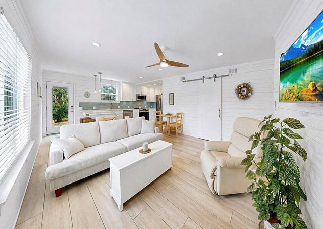 8096 GLENBROOKE LANE, Sarasota, FL 34243