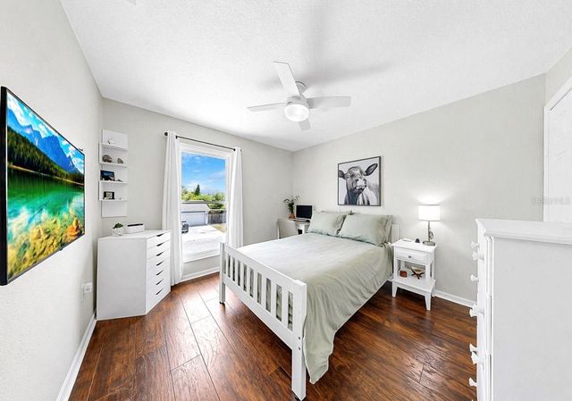 8096 GLENBROOKE LANE, Sarasota, FL 34243