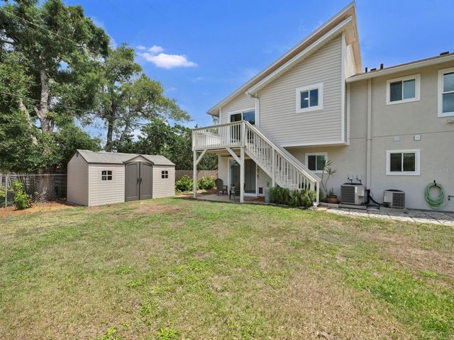 8096 GLENBROOKE LANE, Sarasota, FL 34243