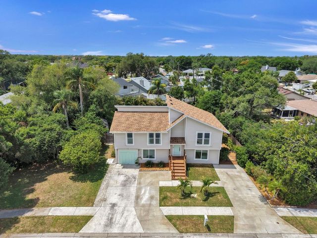 8096 GLENBROOKE LANE, Sarasota, FL 34243
