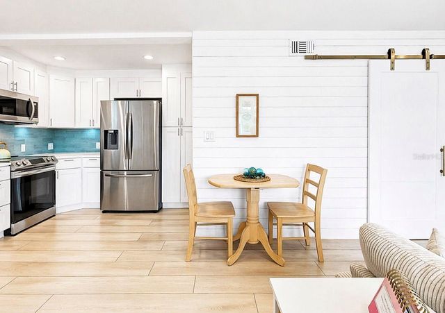 8096 GLENBROOKE LANE, Sarasota, FL 34243