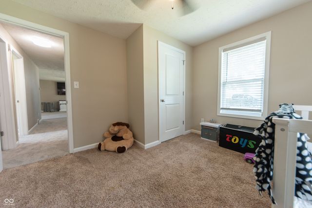 649 Collier Street, Columbus, IN 47201