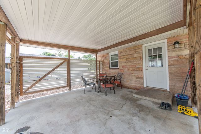 649 Collier Street, Columbus, IN 47201