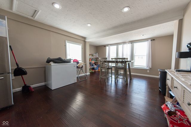 649 Collier Street, Columbus, IN 47201