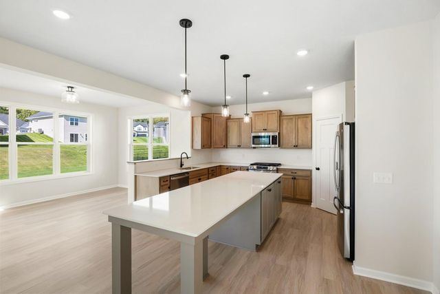1149 Woods Creek Drive, Delano, MN 55328
