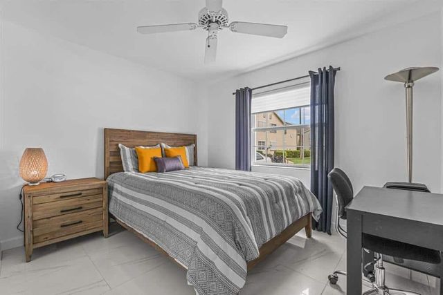 154 Waterside Drive 154, Hypoluxo, FL 33462