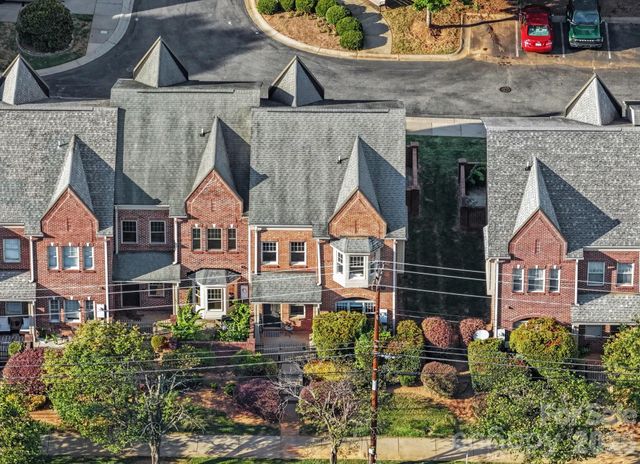 4670 Dabney Vigor Drive, Charlotte, NC 28209