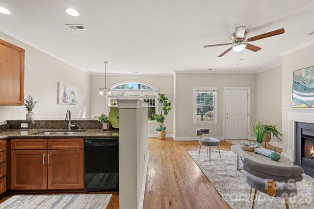 4670 Dabney Vigor Drive, Charlotte, NC 28209