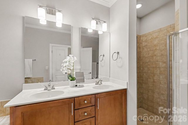 4670 Dabney Vigor Drive, Charlotte, NC 28209