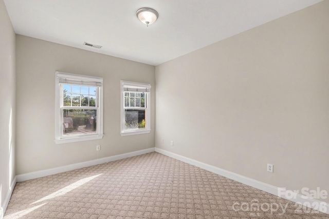 4670 Dabney Vigor Drive, Charlotte, NC 28209