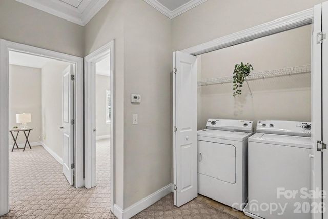 4670 Dabney Vigor Drive, Charlotte, NC 28209