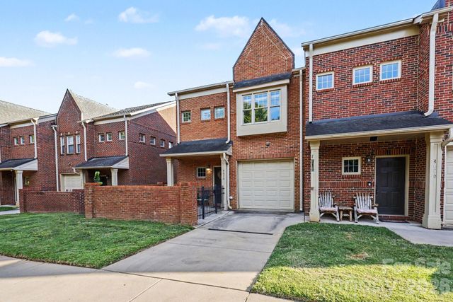 4670 Dabney Vigor Drive, Charlotte, NC 28209