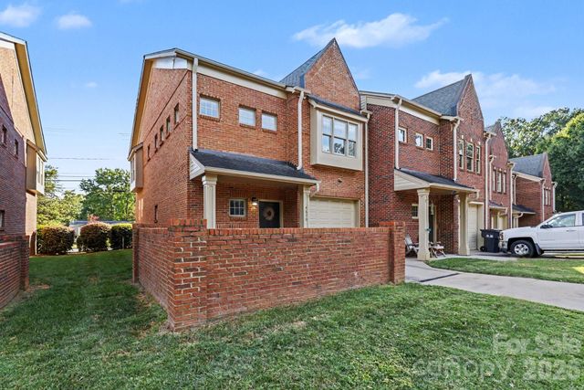 4670 Dabney Vigor Drive, Charlotte, NC 28209