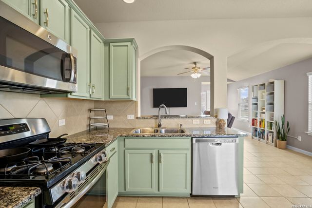 2657 Lonesome Creek, New Braunfels, TX 78130