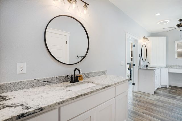303 Cates Road, Van Alstyne, TX 75495