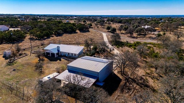 76 Indian Springs, Kerrville, TX 78028