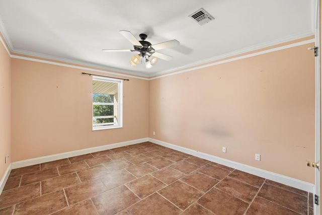 76 Indian Springs, Kerrville, TX 78028