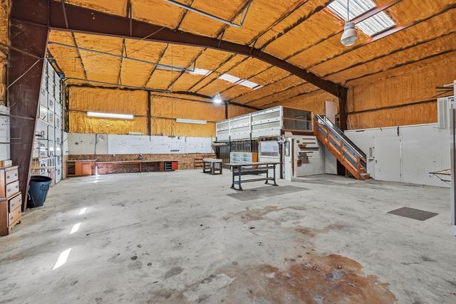 76 Indian Springs, Kerrville, TX 78028