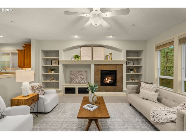 18278 Sw SANTORO Dr, Beaverton, OR 97007